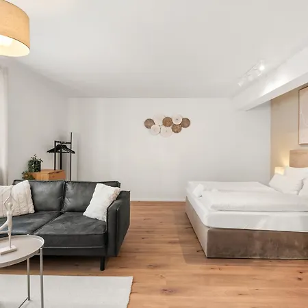 Apartment Yuva Homes In Untermeitingen