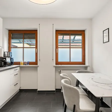 Yuva Homes In Apartamento